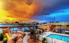 Lake Powell Canyon Inn  3*